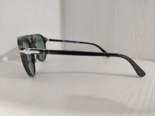 Persol 3302 Neri Occhiali da Sole