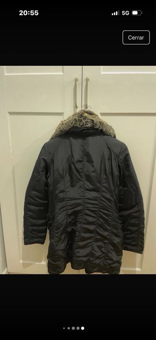 Abrigo Peuterey Talla 40 con cuello de pelo