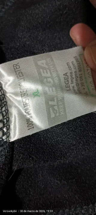 Pantalón de chándal Legea negro y azul