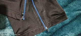 Pantalón de chándal Legea negro y azul