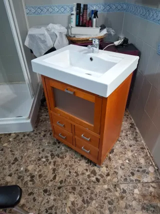 Mueble de baño con lavabo