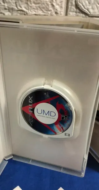 PSP UMD Video: Stealth, Million Dollar Baby, Aeon