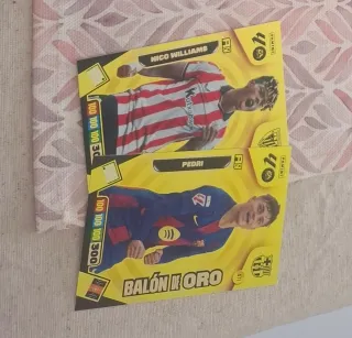 Cartas Panini Balón de Oro: Pedri y Nico Williams