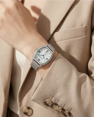 Reloj Skyline Acero Quirúrgico Mujer Plata