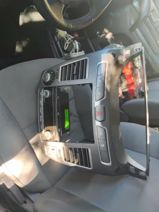 Consola Central con Climatizador SsangYong Rodius2