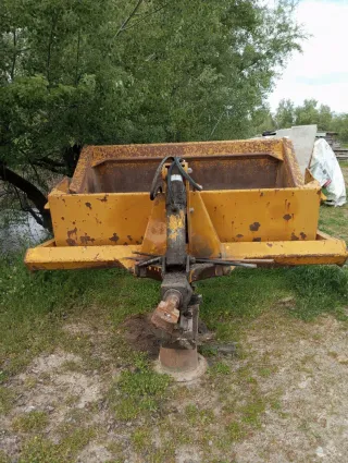 Traílla hidráulica resistente