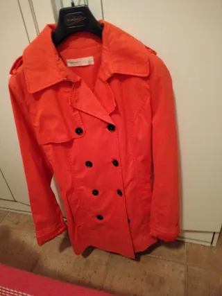 Gabardina naranja tres cuartos talla S