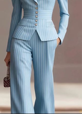 Completo donna blu a righe