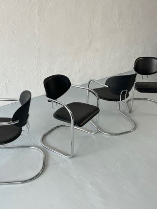 Sillas tubulares Cantilever, Vintage años 80