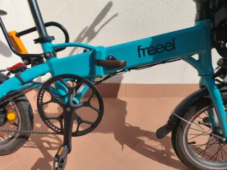 Bicicleta eléctrica Freel plegable