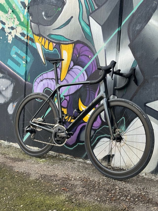 Giant TCR Advanced AXS