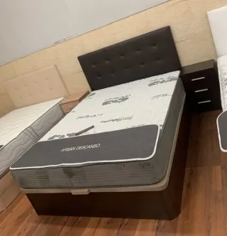 LA MAGGIORE LIQUIDAZIONE DI MATERASSINI E LETTI CONTENITORE