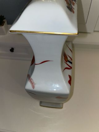 Jarrón Vista Alegre Imari con tapa y oro 24k