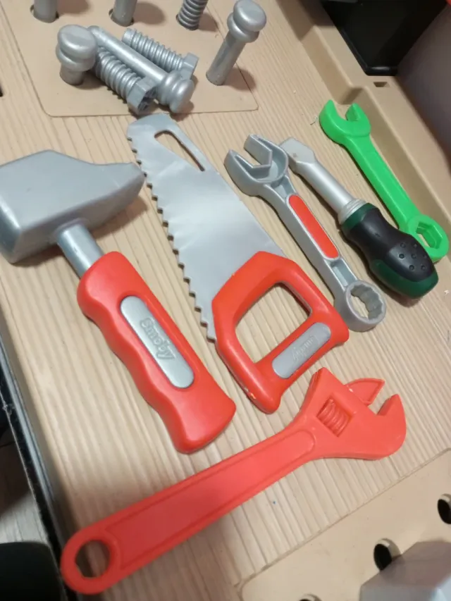 Banco de trabajo Black+Decker para niños