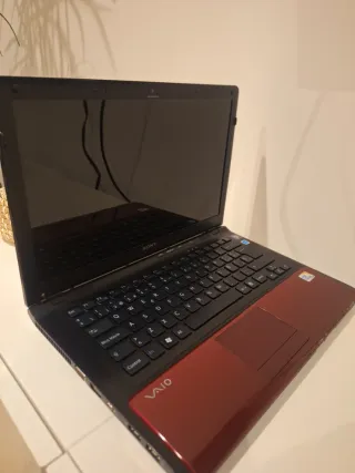 Portátil Sony VAIO VPCCW1S1E para piezas