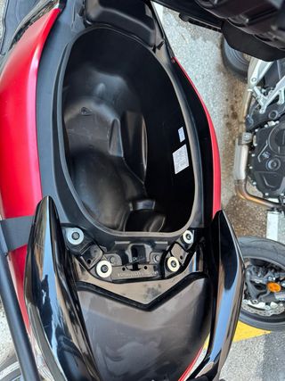 Yamaha NMAX 125 Connected Roja
