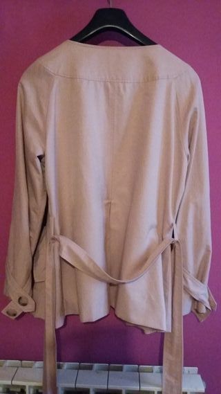 Chaqueta gabardina beige Amitie