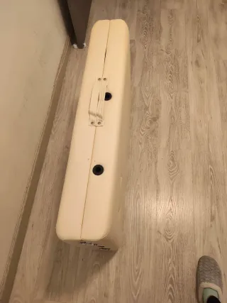 Camilla de masaje plegable Mobiclinic nueva