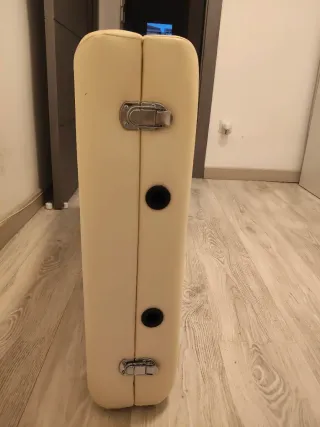 Camilla de masaje plegable Mobiclinic nueva