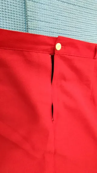 Falda midi roja vintage zig zag (talla 56)