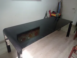 Mesa comedor extensible vidrio templado negra