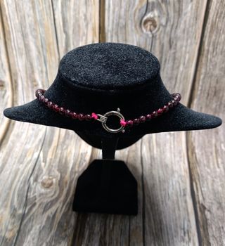 Collar de granate