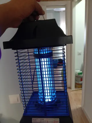 Lámpara Antimosquitos Eléctrica UV