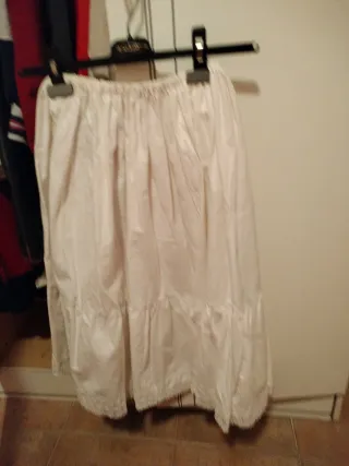 Enaguas mujer traje Extremadura auténtico