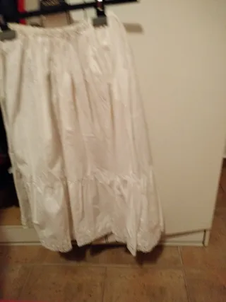 Enaguas mujer traje Extremadura auténtico