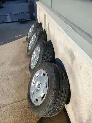Llantas Originales VW T4 con Neumáticos