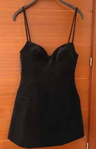 Mini abito nero Zara