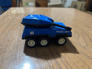 Tanque Policía Juguete GOZAN