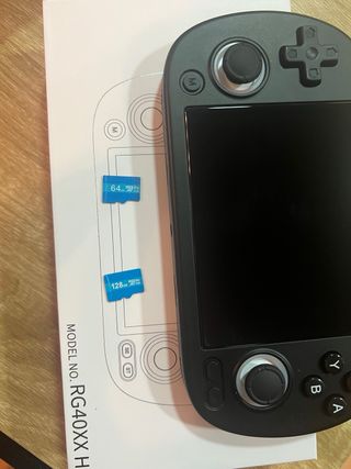 Anbernic RG40XX H Negra + 2 Tarjetas SD