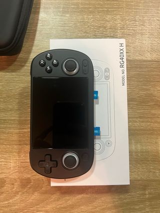 Anbernic RG40XX H Negra + 2 Tarjetas SD