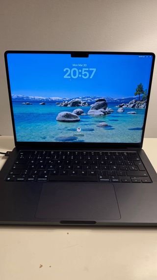 MacBook Pro 14 Gris Espacial (NUEVA) CON GARANTIA