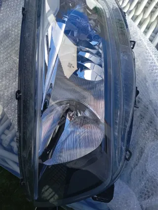 Faro delantero Iveco daily