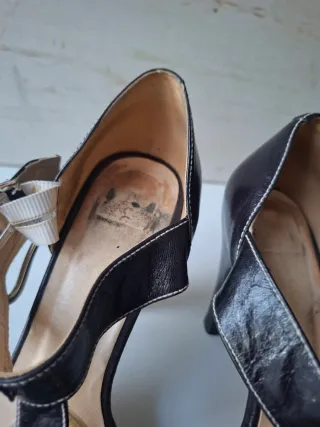 Sandalias de cuero negras