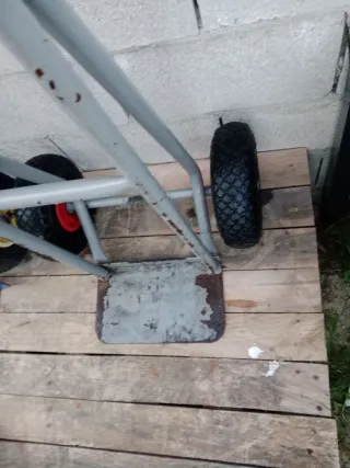 Carretilla de mano con ruedas
