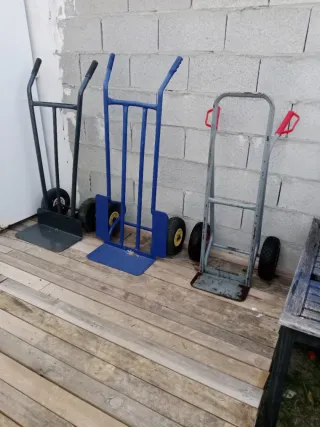 Carretilla de mano con ruedas