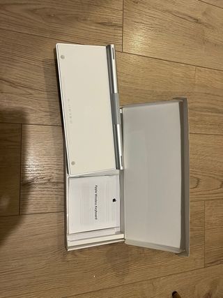 Tastiera Apple Wireless Argento