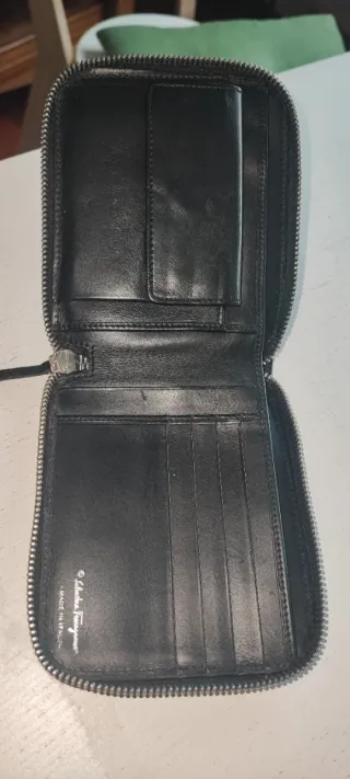 Portafoglio zip Salvatore Ferragamo nero