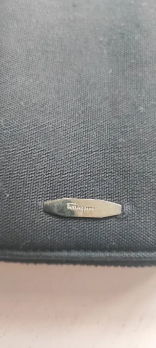 Portafoglio zip Salvatore Ferragamo nero