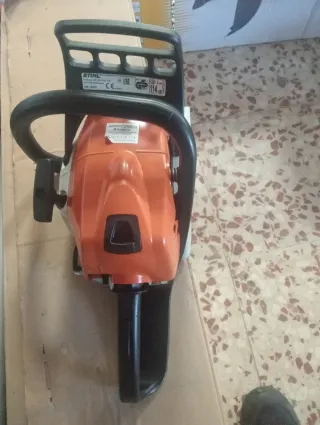 Motosierra Stihl MS181 con espada y cadena nuevas