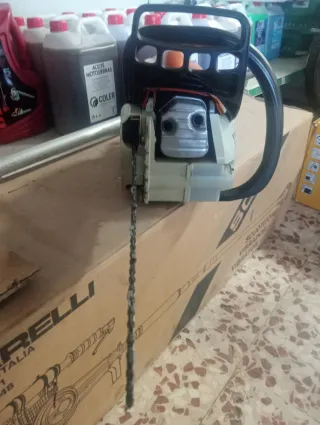 Motosierra Stihl MS181 con espada y cadena nuevas