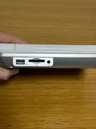 Reproductor Wolder DVD/USB/SD Portátil