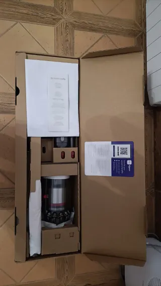 Aspiradora Dyson Cyclone V10 sin usar