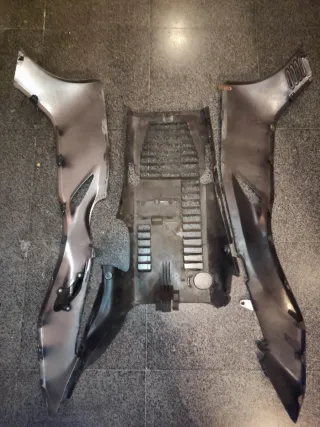 Quillas laterales Suzuki Burgman 400 (07-13)