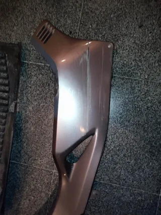 Quillas laterales Suzuki Burgman 400 (07-13)