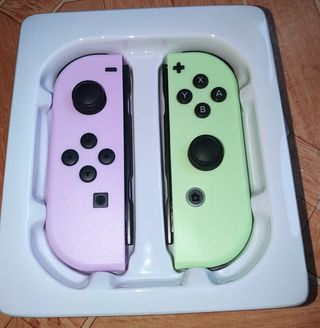 2 Joy-pad compatibles Switch Morados y Verdes