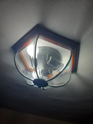 Son 2 Lámparas de techo forja y cristal,son 2 unid